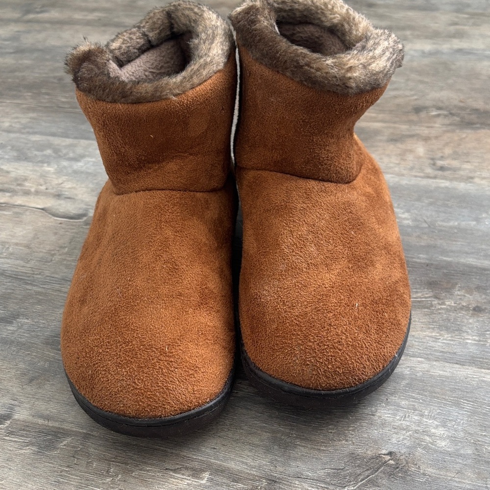 Isotoner Brown Slippers with Bow Accent - Picture 2 of 5